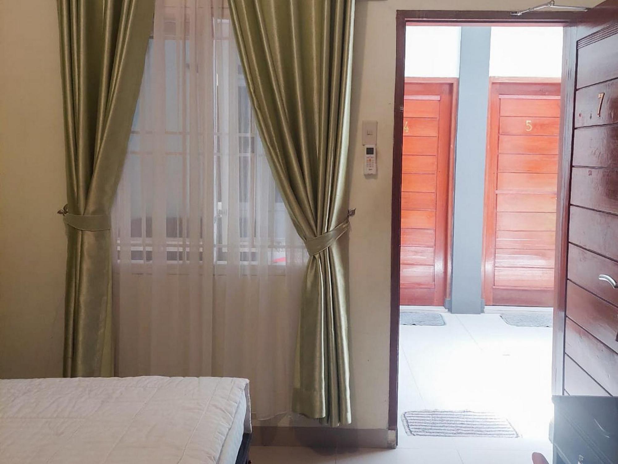 Reddoorz Near Pantai Pandan Sibolga 2 Otel Halangan Dış mekan fotoğraf